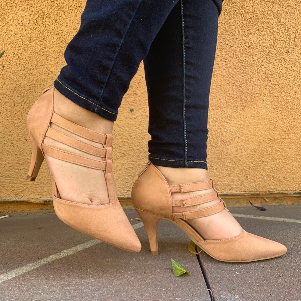 New T- strap mid heels